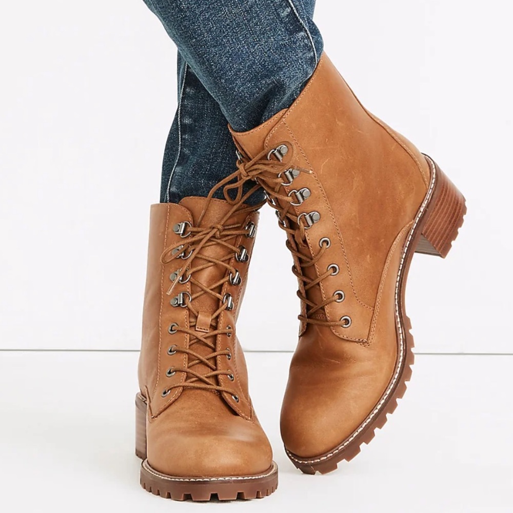 Madewell The Julien Lace-Up Lugsole Boot in Leather